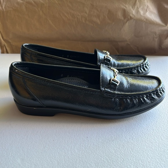 SAS Shoes - EUC SAS Tripad Black Patent Leather Comfort Slip On Loafer Size 8 N